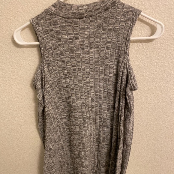 Dress - Picture 3 of 5